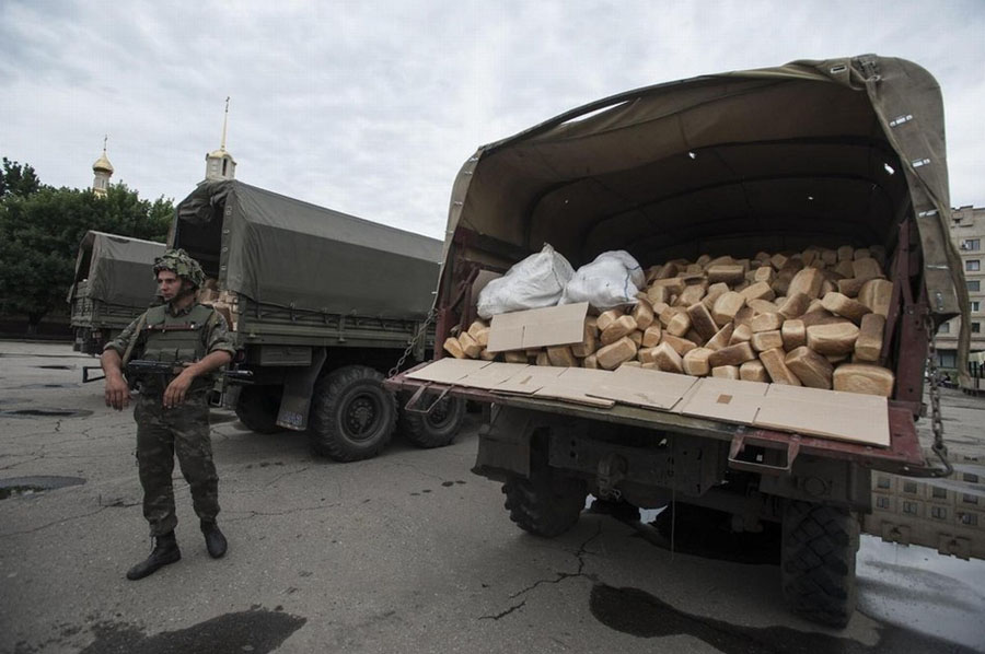 Украинские военные в Славянске и Краматорске